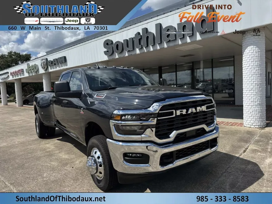 2026 Ram 3500 Tradesman photo 1