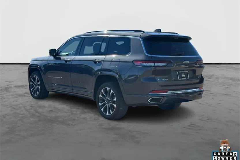 2021 Jeep Grand Cherokee Overland photo 1