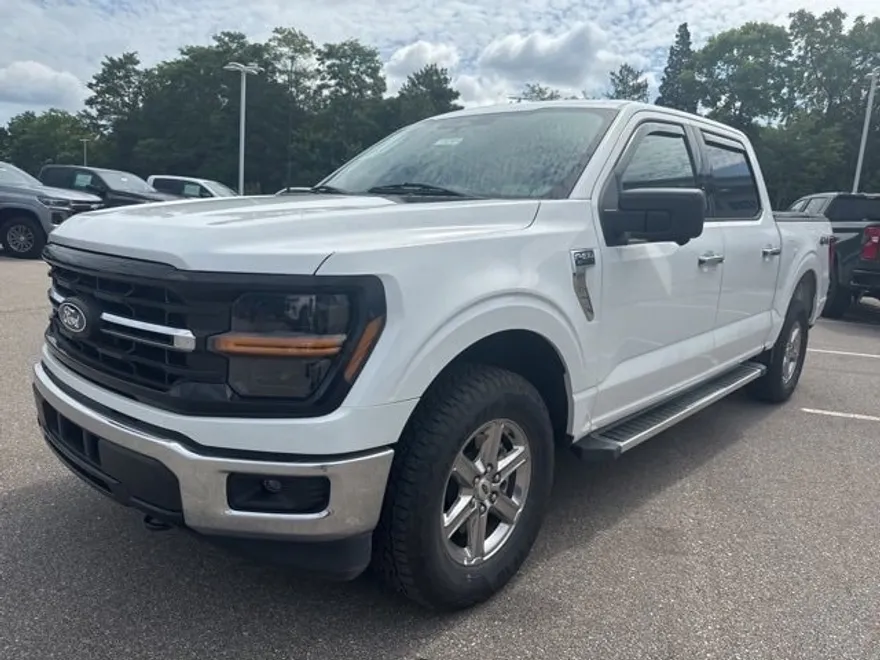 2024 Ford F-150 XLT photo 1
