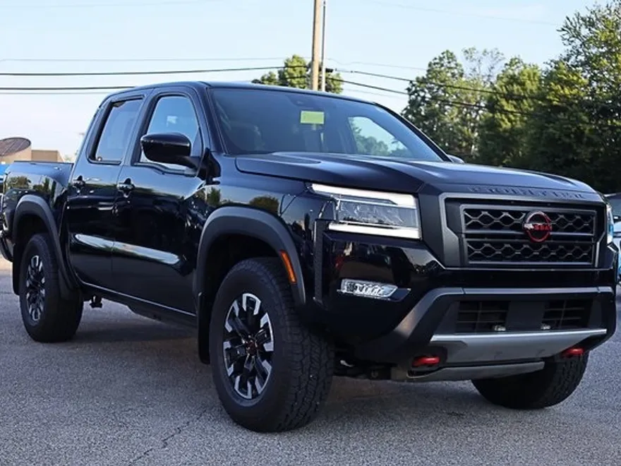 2024 Nissan Frontier PRO-4X photo 1