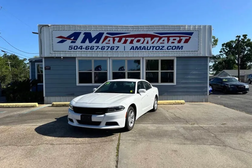 2019 Dodge Charger SXT photo 1