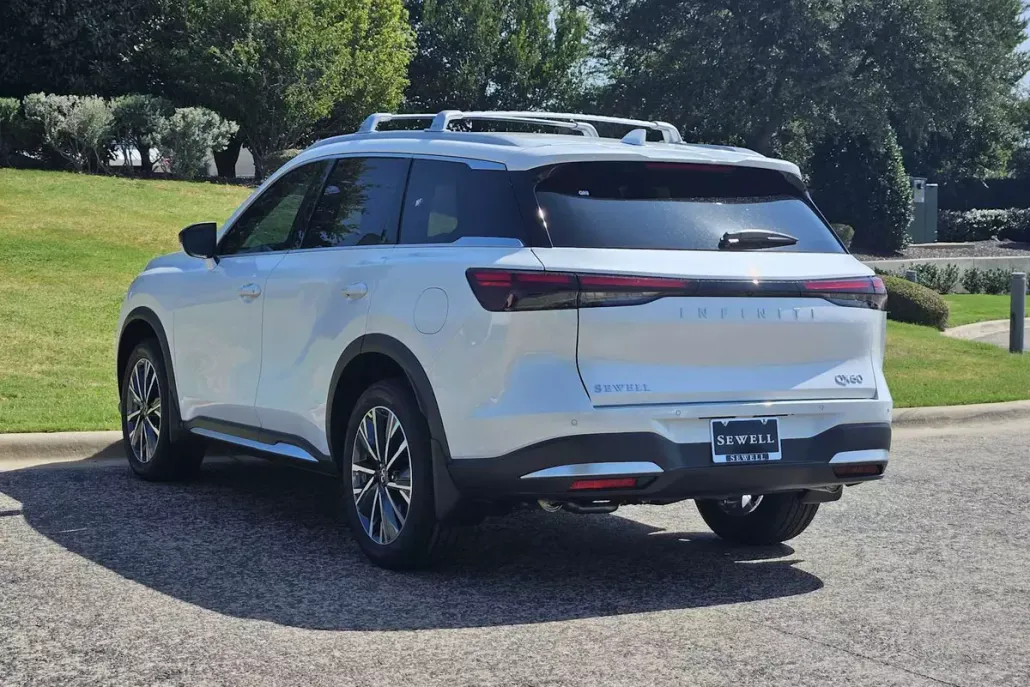 2026 Infiniti QX60 Luxe photo 1