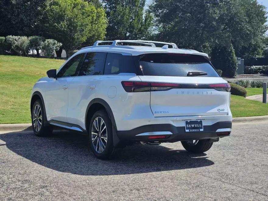 2026 Infiniti QX60 Luxe photo 1