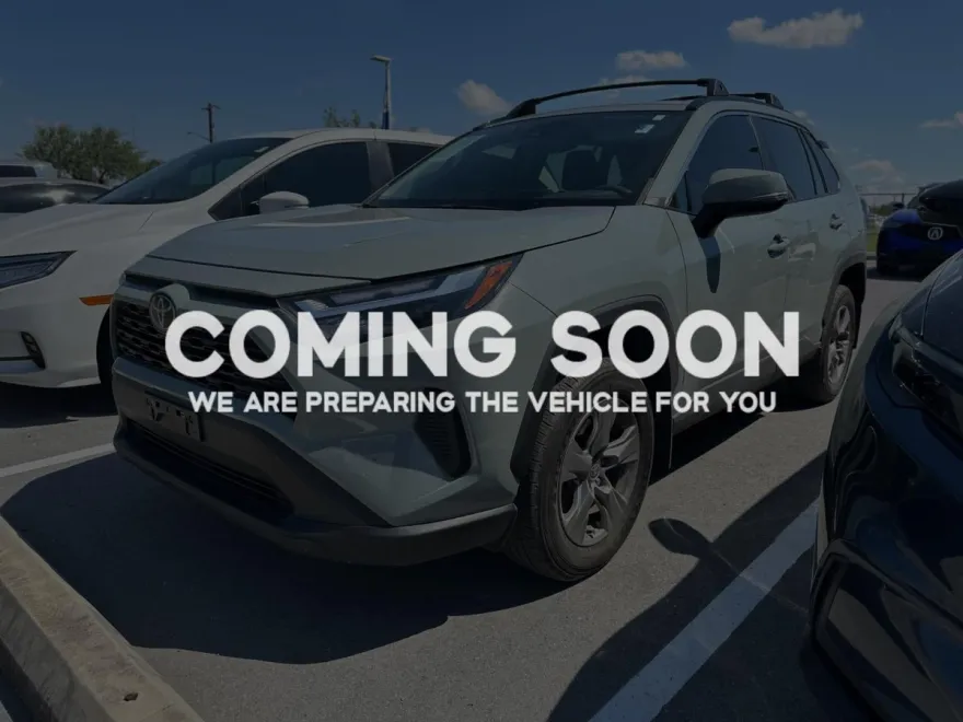 2023 Toyota RAV4 XLE photo 1