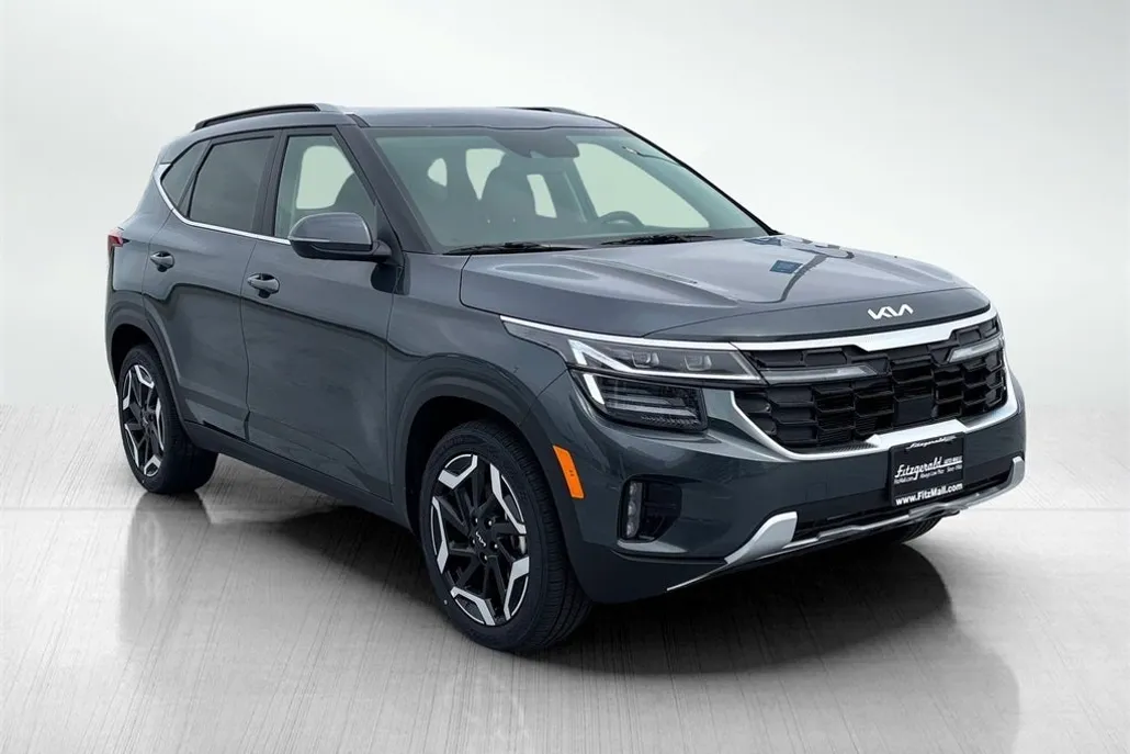 2025 Kia Seltos SX photo 1