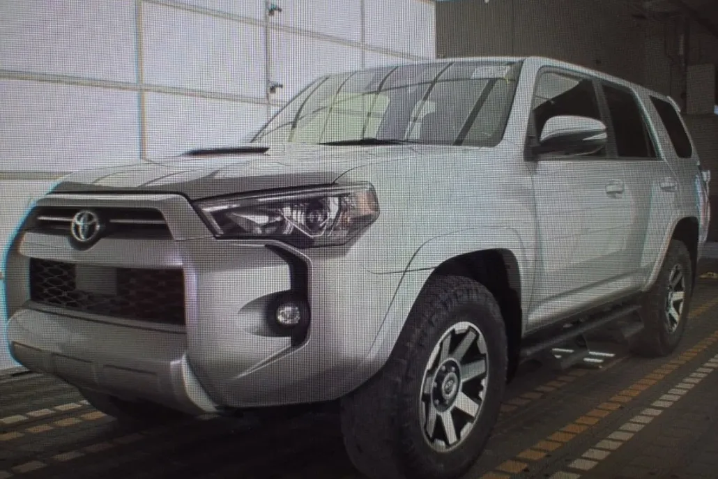 2023 Toyota 4Runner TRD Off-Road Premium photo 1