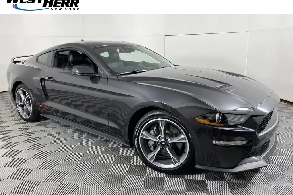 2023 Ford Mustang GT Premium photo 1