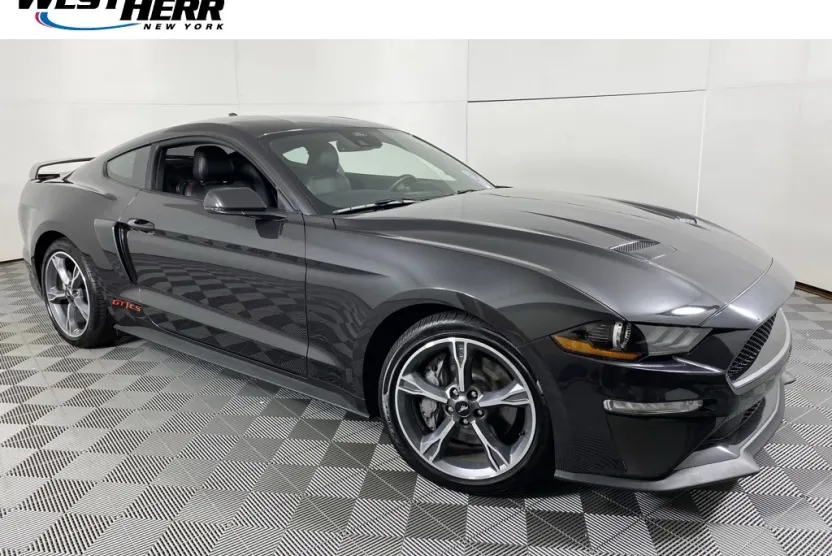 2023 Ford Mustang GT Premium photo 1