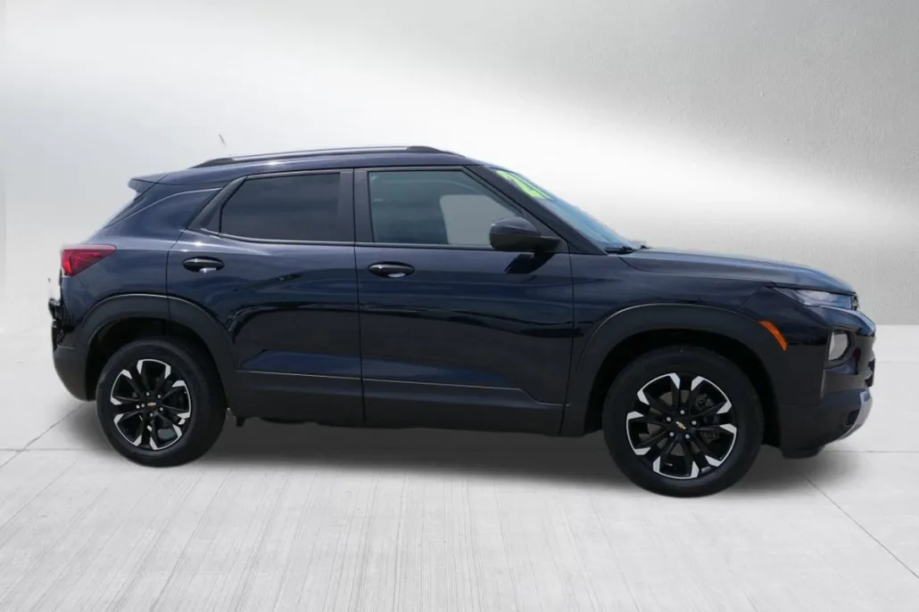 2021 Chevrolet Trailblazer LT photo 1