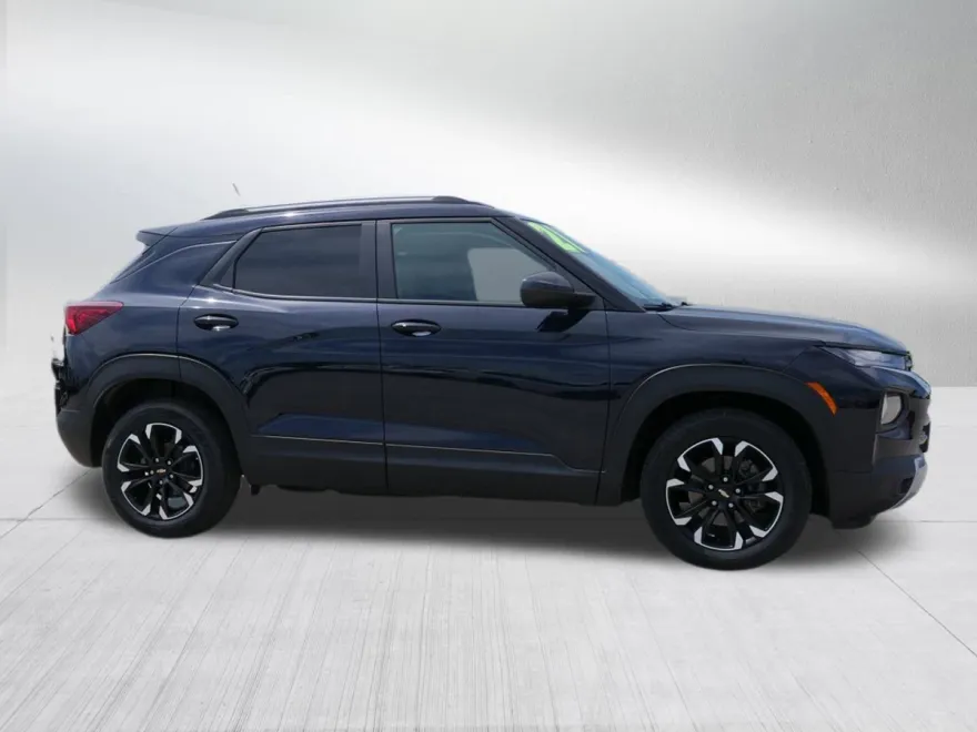 2021 Chevrolet Trailblazer LT photo 1