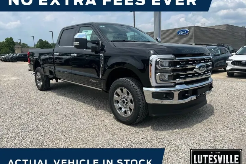 2025 Ford F-350 Lariat photo 1
