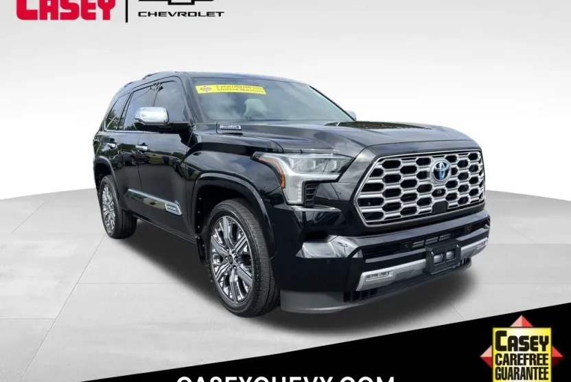2024 Toyota Sequoia Capstone photo 1