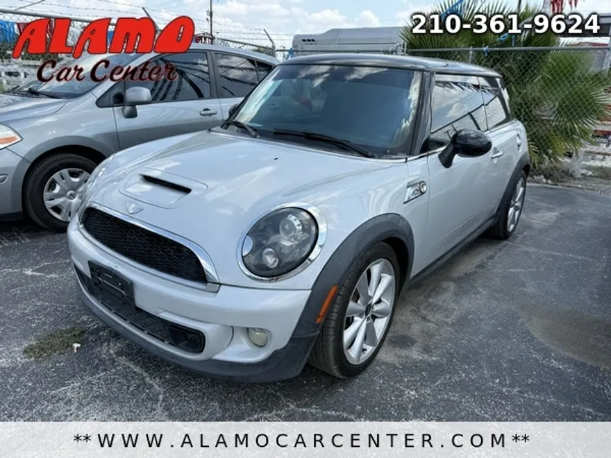 2013 Mini Cooper Hardtop S photo 1