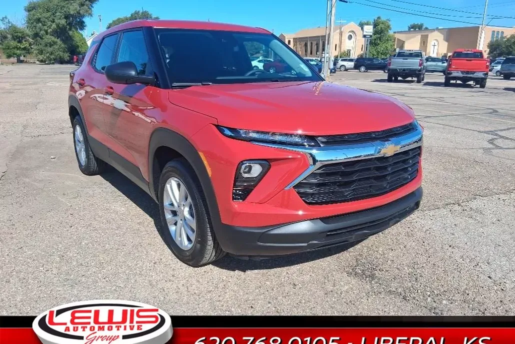 2026 Chevrolet Trailblazer LS photo 1