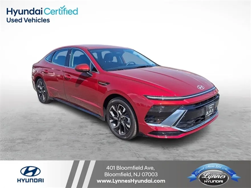 2024 Hyundai Sonata SEL photo 1