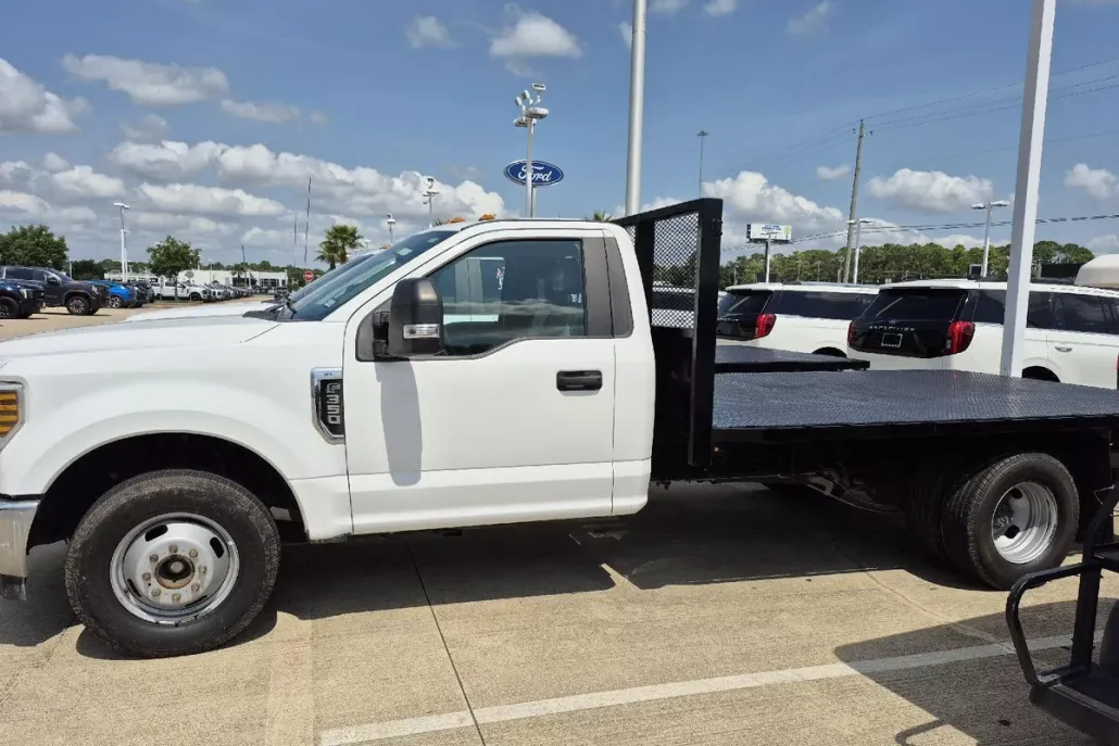 2019 Ford F-350 XL photo 1
