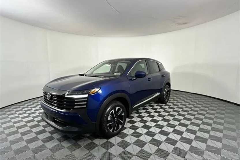 2025 Nissan Kicks SV photo 1