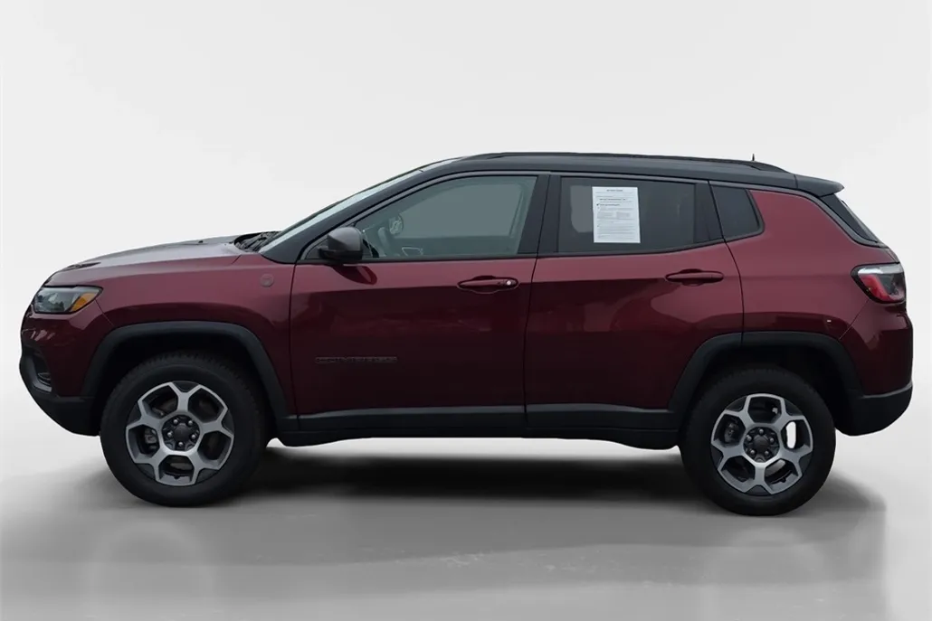2022 Jeep Compass Trailhawk photo 1