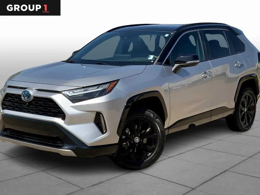 2022 Toyota RAV4 Hybrid XSE photo 1