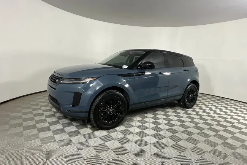 2025 Land Rover Range Rover Evoque S photo 1
