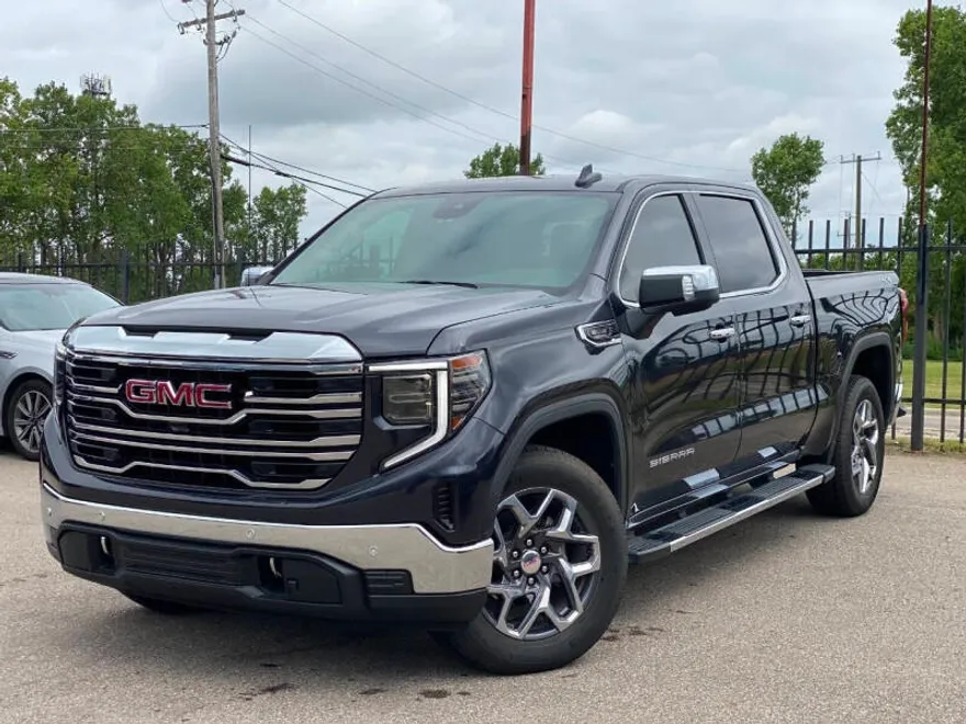 2024 Gmc Sierra 1500 SLT photo 1
