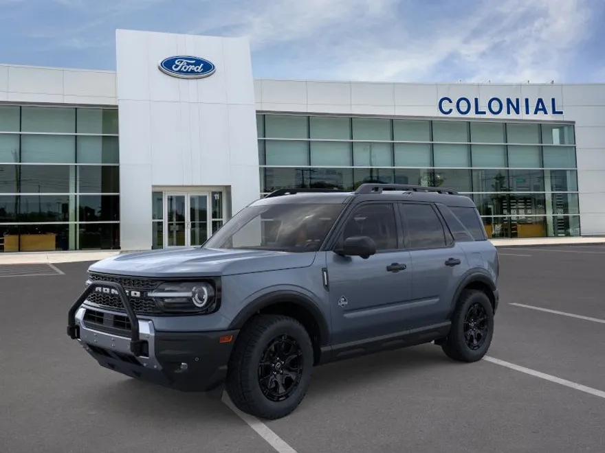 2025 Ford Bronco Sport Outer Banks photo 1