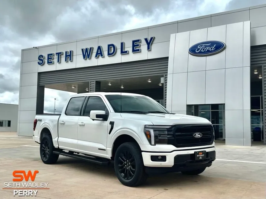 2025 Ford F-150 Lariat photo 1
