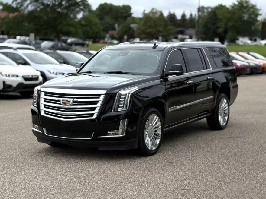 2020 Cadillac Escalade ESV Platinum photo 1