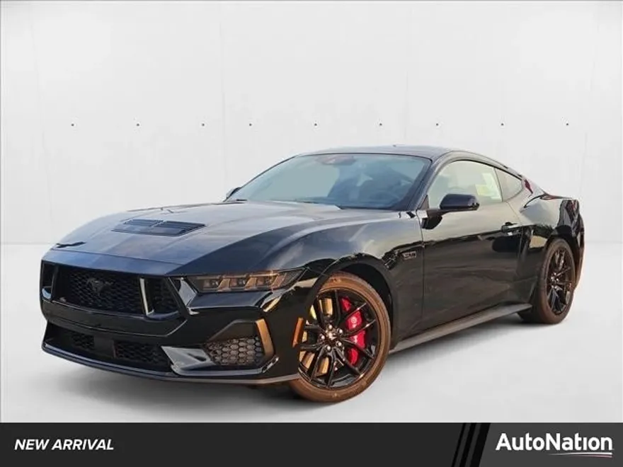 2025 Ford Mustang GT photo 1