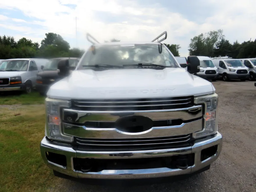 2017 Ford F-250 XL photo 1