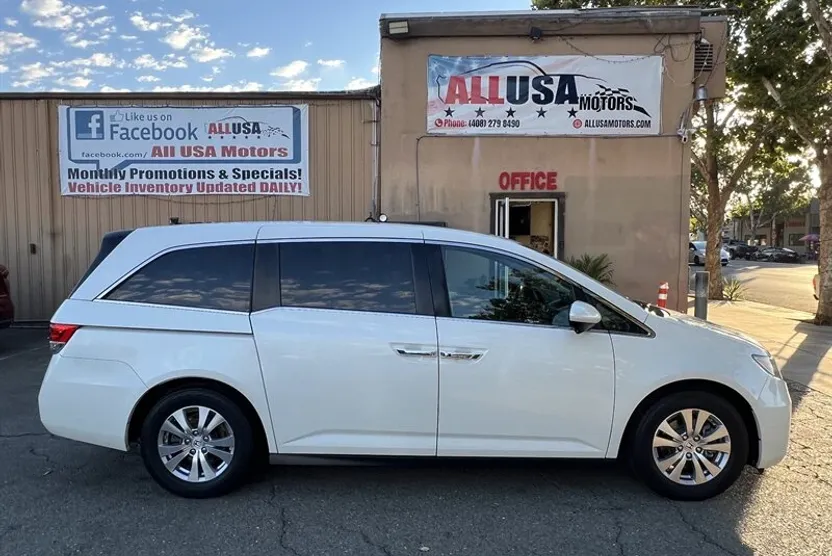 2016 Honda Odyssey EX-L photo 1
