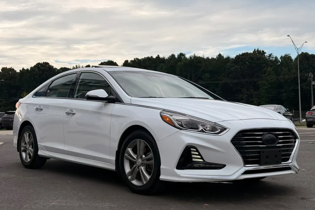 2018 Hyundai Sonata Limited photo 1