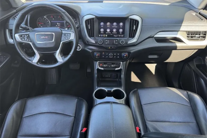 2024 Gmc Terrain SLT photo 1