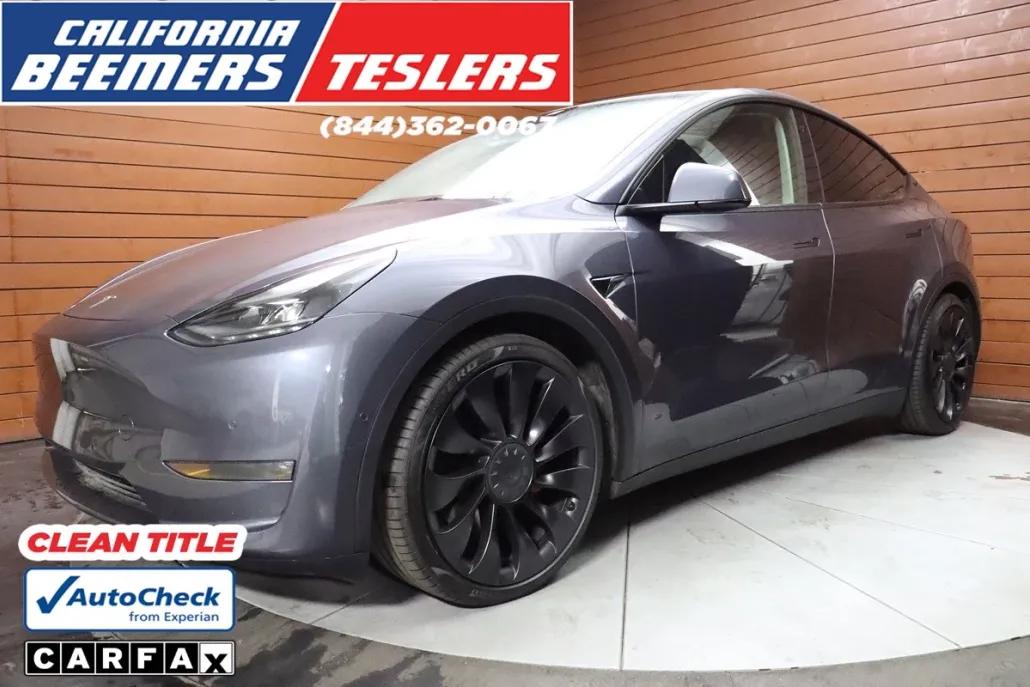 2023 Tesla Model Y Performance photo 1