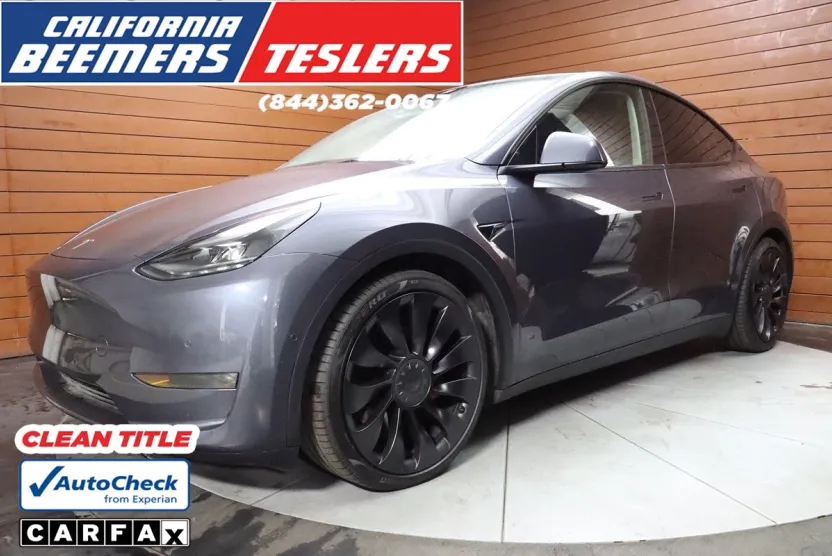 2023 Tesla Model Y Performance photo 1