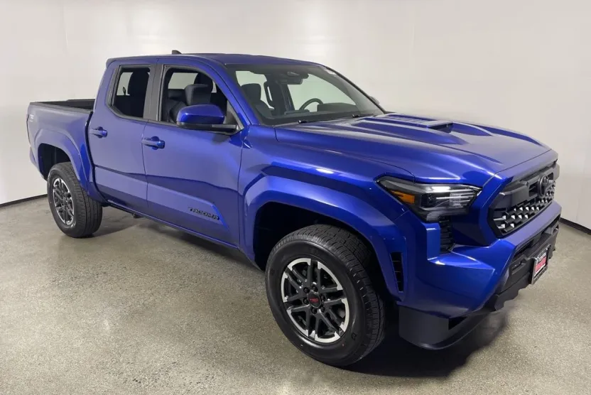 2025 Toyota Tacoma TRD Sport Double Cab photo 1