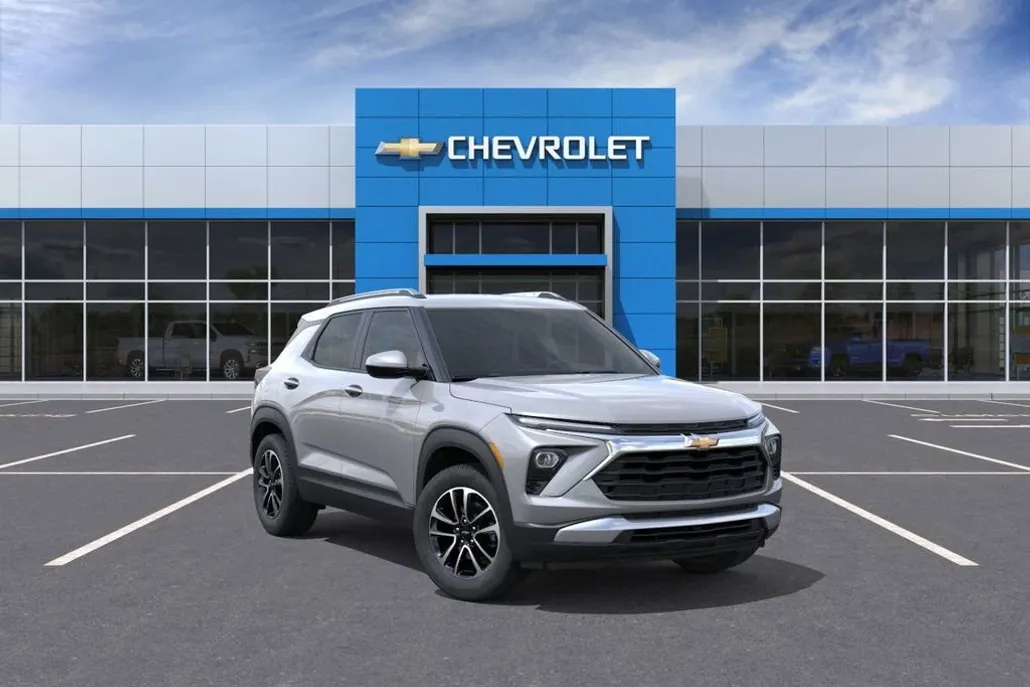 2026 Chevrolet Trailblazer LT photo 1