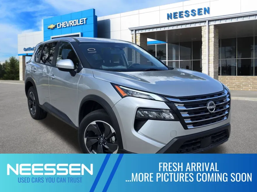 2024 Nissan Rogue SV photo 1
