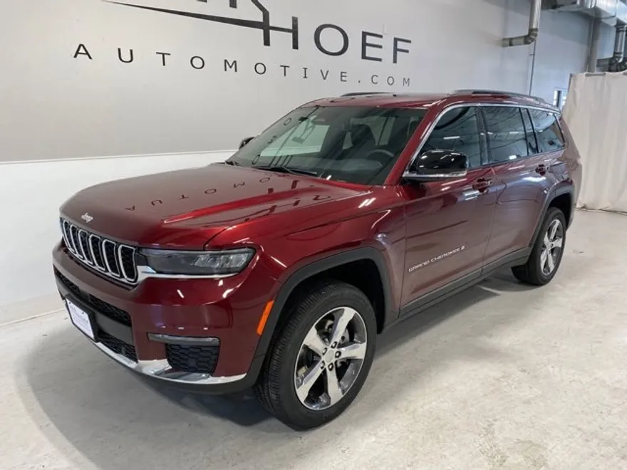 2025 Jeep Grand Cherokee Limited photo 1