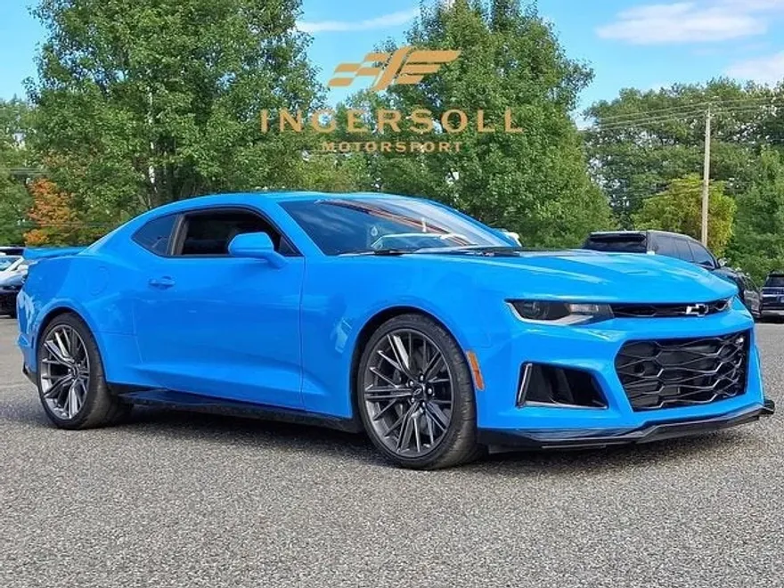 2022 Chevrolet Camaro ZL1 photo 1