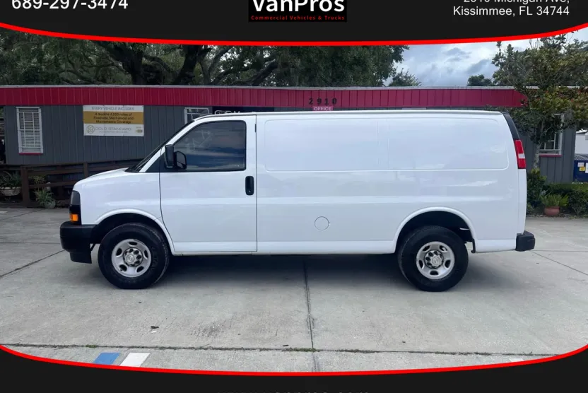 2021 Chevrolet Express 2500 Cargo Van photo 1