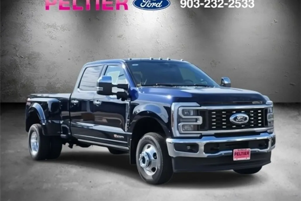 2025 Ford F-350 King Ranch photo 1