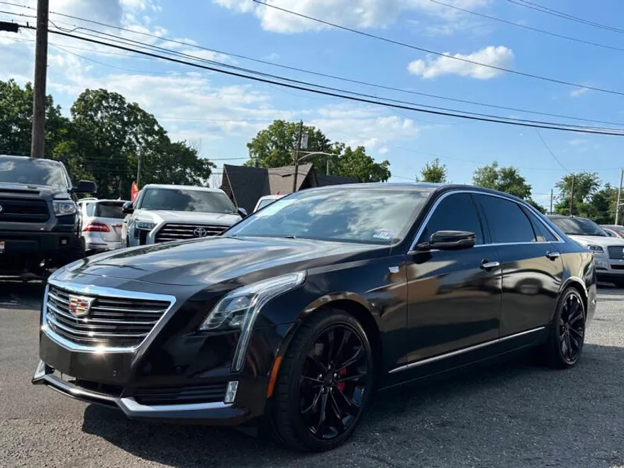 2018 Cadillac CT6 Luxury photo 1