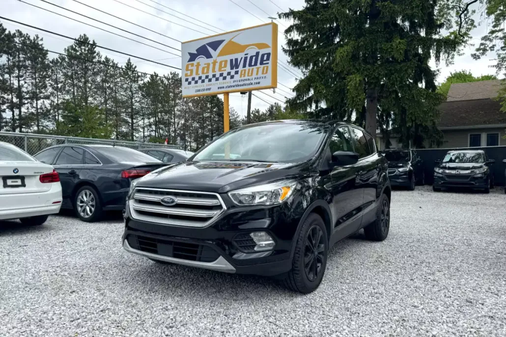 2019 Ford Escape SE photo 1