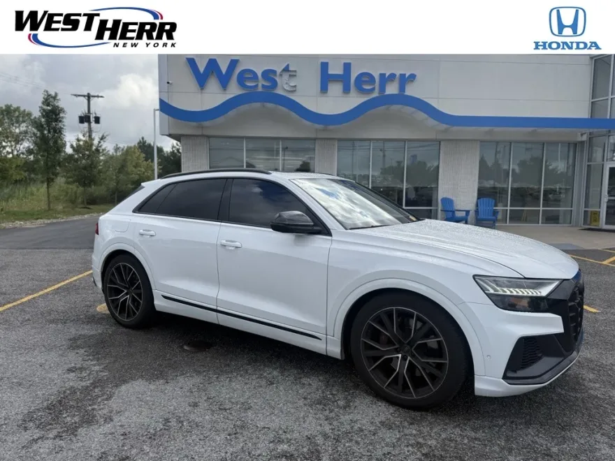 2023 Audi SQ8 Premium Plus photo 1