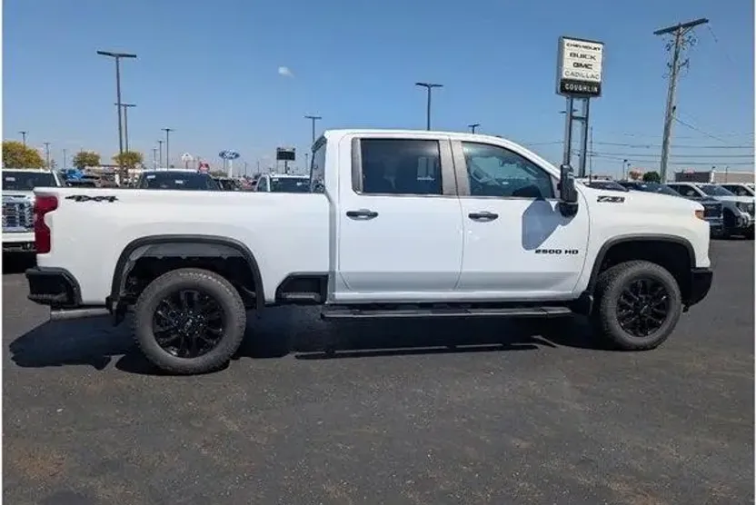2026 Chevrolet Silverado 2500HD Custom photo 1