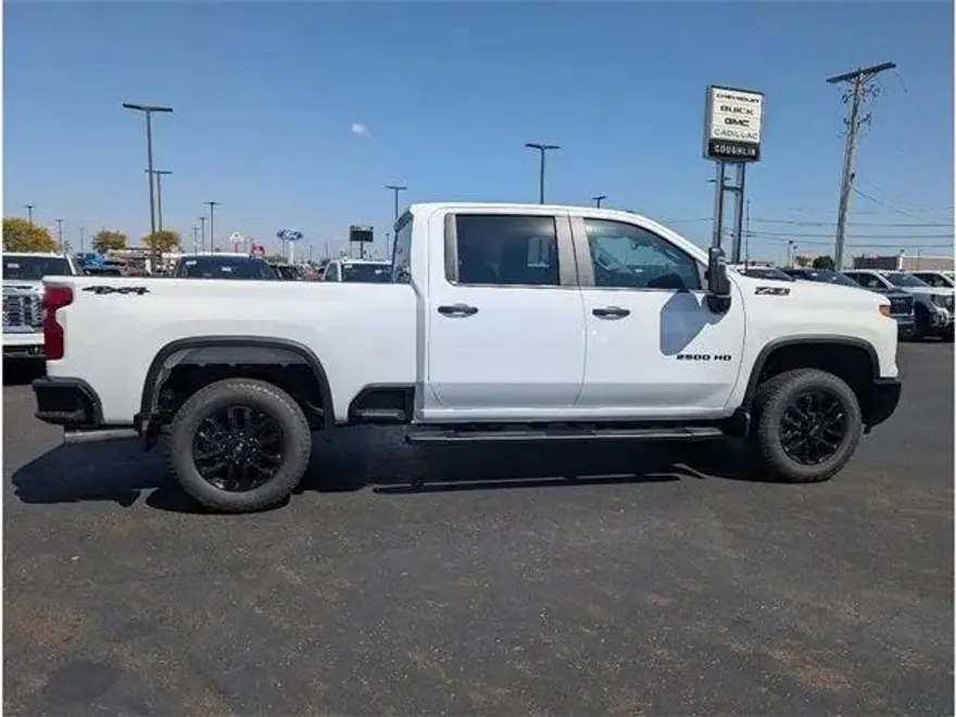 2026 Chevrolet Silverado 2500HD Custom photo 1