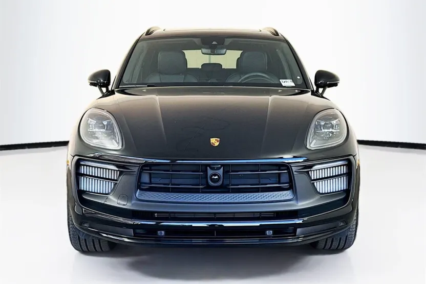 2026 Porsche Macan GTS photo 1