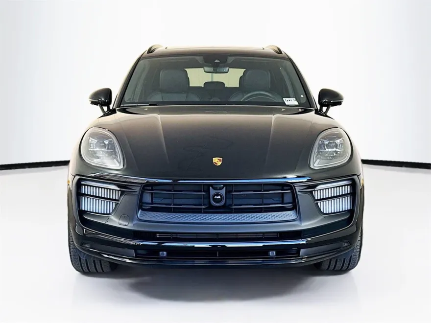 2026 Porsche Macan GTS photo 1