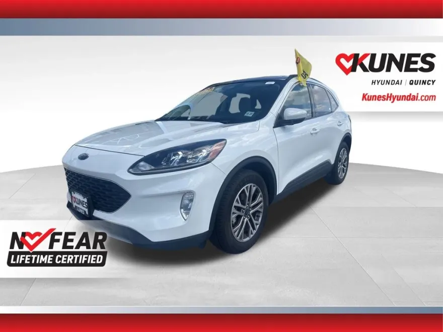 2022 Ford Escape SEL photo 1